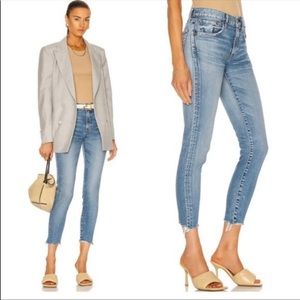 Moussy Vintage | Vienna Taper Tapered Jeans in Blue 24